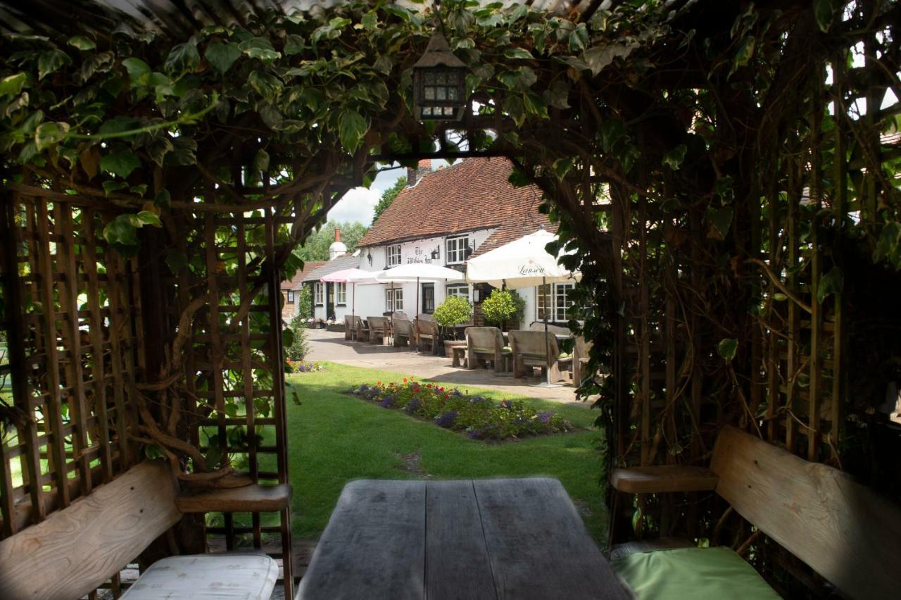 The Withies Inn Godalming Exterior foto